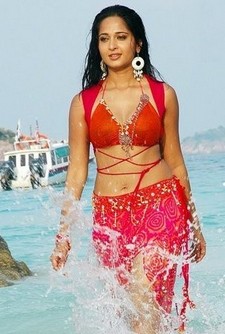Hot and sexy anushka with Huge Boobs.