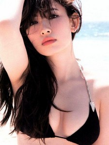 Here is the second photo update pack of Japanese model Haruna Kojima (114 pictures)...
